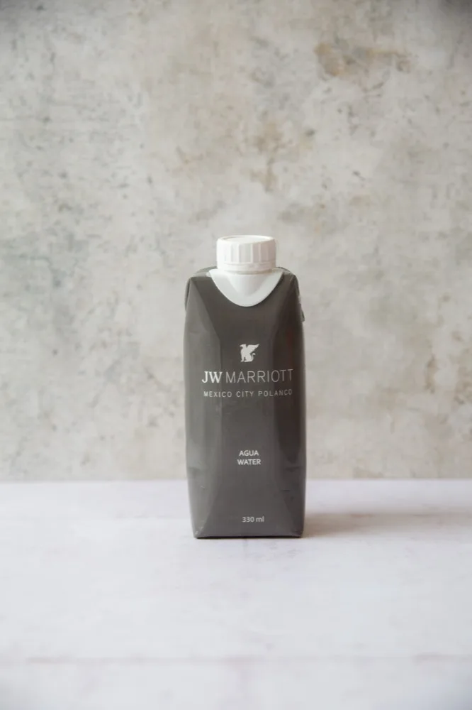 Envase de Water Matters impreso para JW Marriott · Ciudad de México